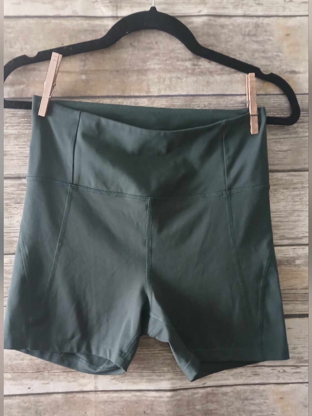 girlfriend collective High-Rise Bike Shorts - Forest Green